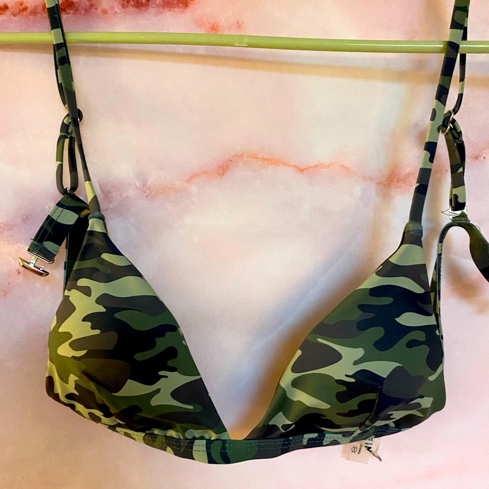 SHEIN CAMO BIKINI TOP 💚🤎